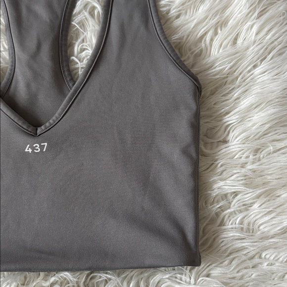 437 Deep V Tank Grey Sports Bra - Picture 3 of 4